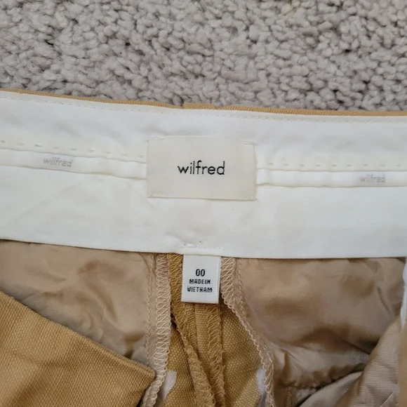 Aritzia linen carrot pants - Picture 4 of 6
